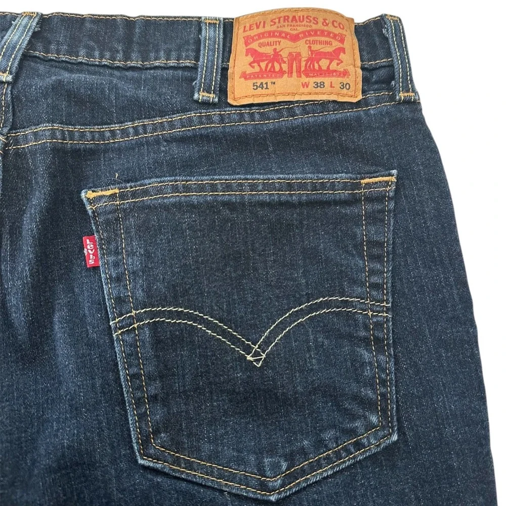 Levi's 541 Athletic Taper Jeans Mens 38x30 Dark Wash‎ Blue Denim